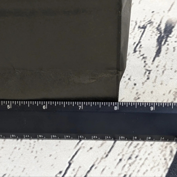 Heavyweight quality paper gift bag & box (with other purchase) - Picture 7 of 9